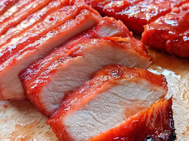 ที่มาของ ข้าวหมูแดง ข้าวหมูกรอบ